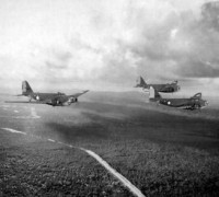 10)DOUGLAS B 18 BOLO